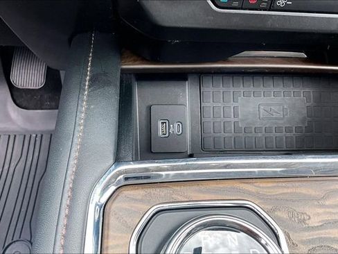 Used 2020 Ford Expedition Platinum AWD/4WD image 16