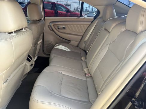 Used 2014 Ford Taurus SEL w/ Equipment Group 201A FWD image 14