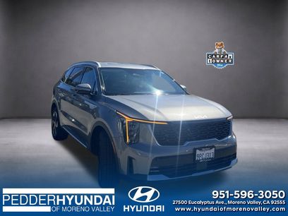 Used 2025 Kia Sorento EX