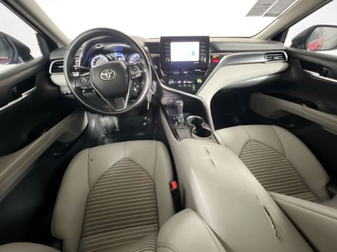 Used 2021 Toyota Camry SE FWD image 28