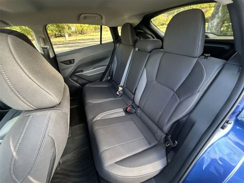 Certified 2025 Subaru Crosstrek 2.0i Premium image 23