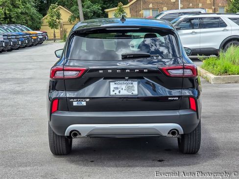 Used 2023 Ford Escape Active AWD/4WD image 6