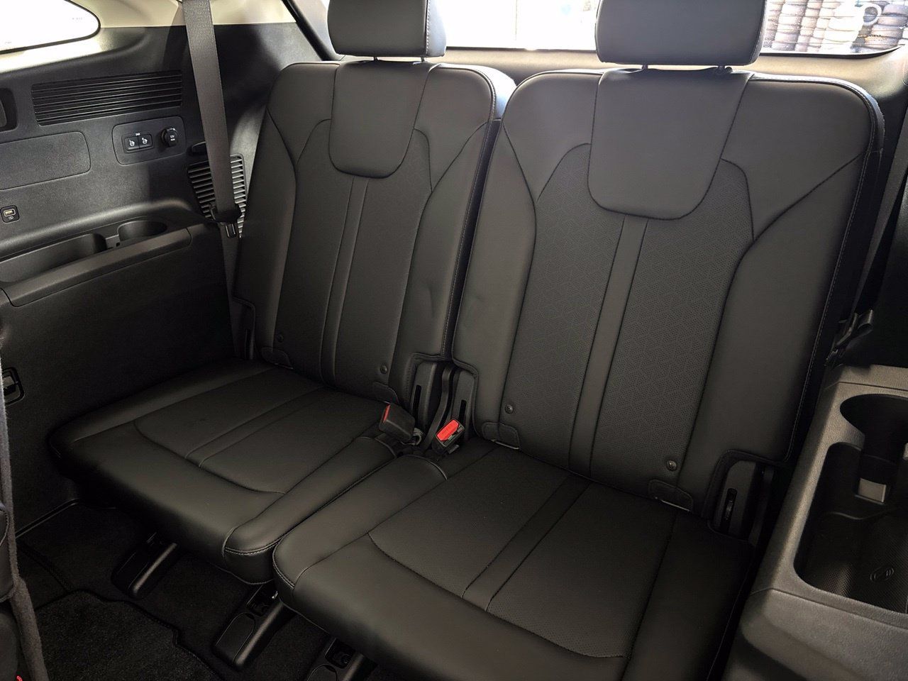 Used 2023 Kia Sorento SX FWD image 26