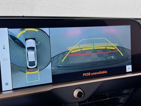 Certified 2024 Toyota Crown Platinum image 19