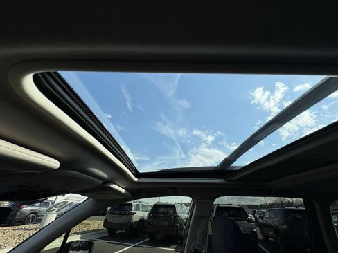 Used 2019 Subaru Forester Sport image 25