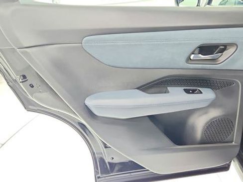 Used 2023 Nissan Ariya image 22