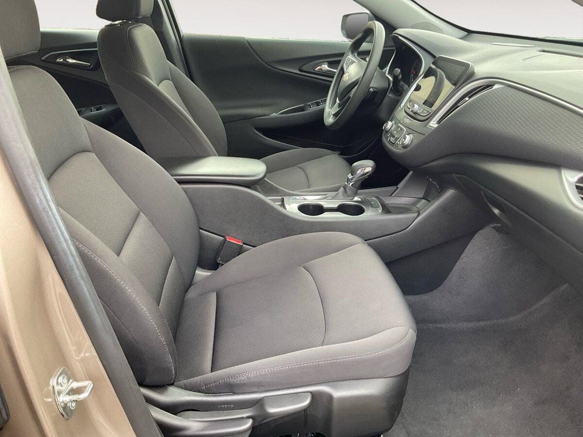 Used 2024 Chevrolet Malibu LS FWD image 15