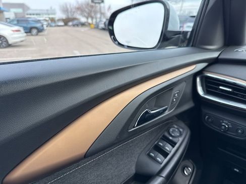 Used 2023 Chevrolet TrailBlazer ACTIV w/ Sun and Liftgate Package image 52