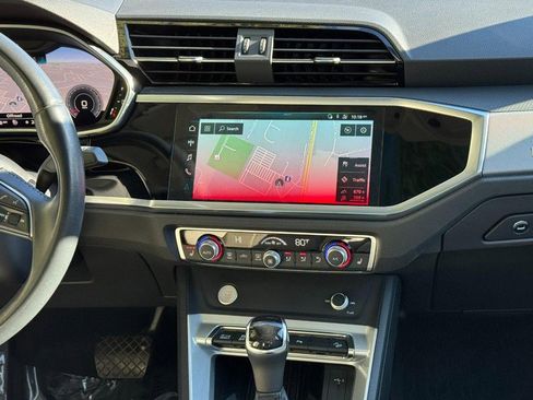 Used 2020 Audi Q3 2.0T Premium Plus w/ Premium Plus Package image 13