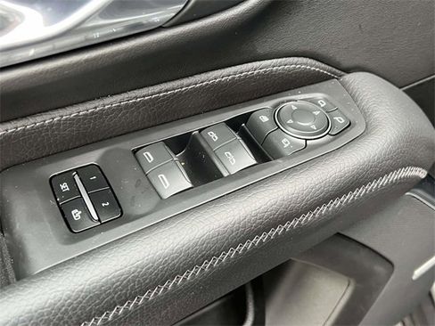 Certified 2024 GMC Yukon Denali image 20