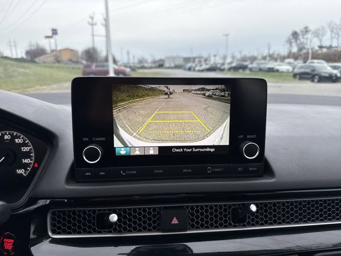 Certified 2023 Honda Civic EX image 25