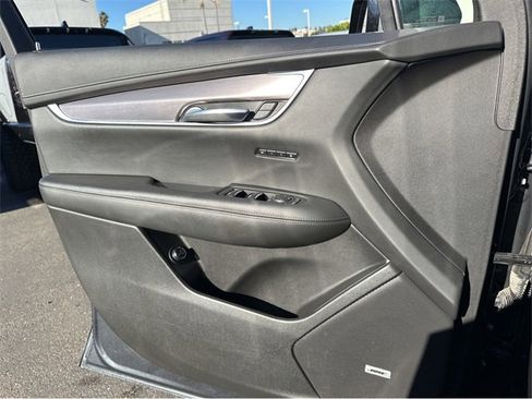 Certified 2022 Cadillac XT6 Luxury image 5