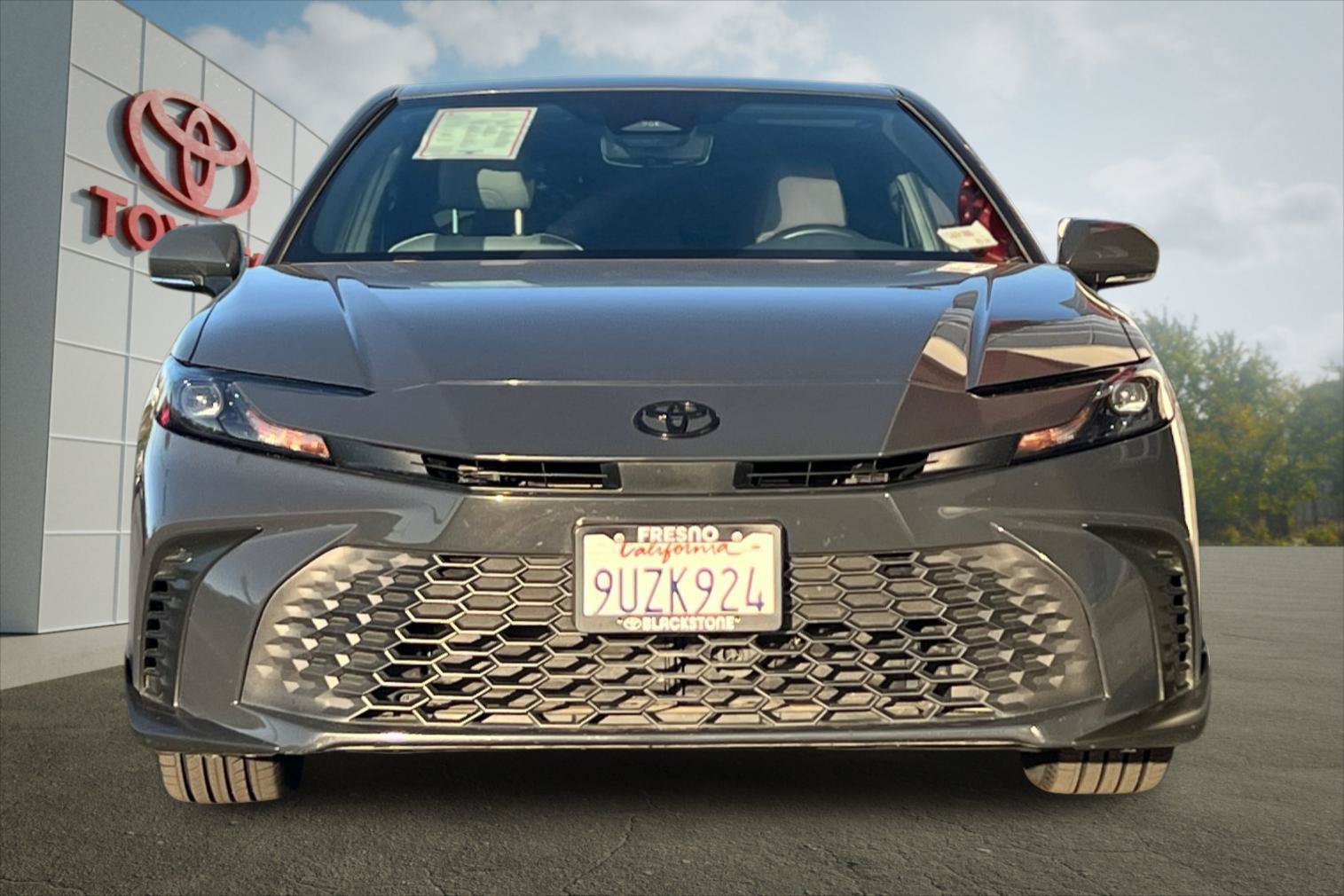 Certified 2025 Toyota Camry SE FWD image 8