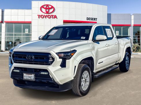 Certified 2024 Toyota Tacoma SR5 image 3