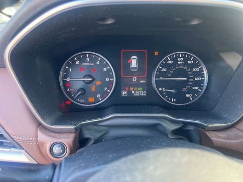 Used 2022 Subaru Outback Touring w/ Popular Package #2 image 10