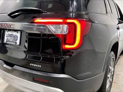 Used 2023 GMC Acadia SLE w/ LPO, Black Accent Package image 25