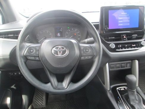 Used 2025 Toyota Corolla Cross AWD Hybrid image 15