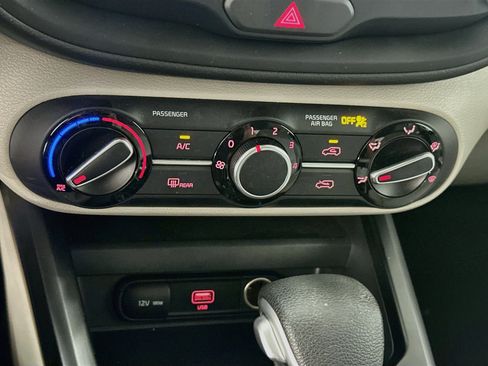 Used 2022 Kia Soul LX w/ Technology Package FWD image 23