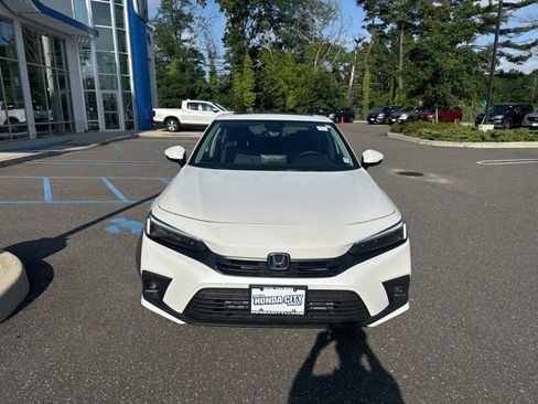 Certified 2022 Honda Civic Touring image 2