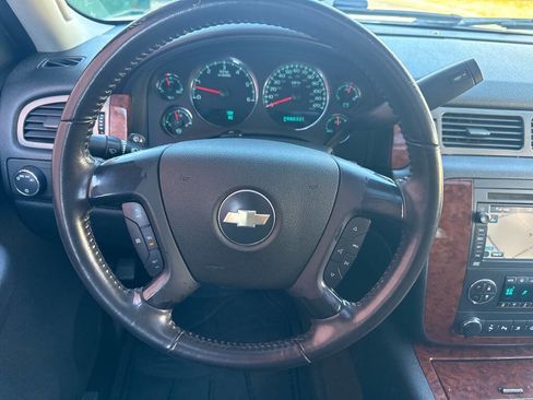 Used 2008 Chevrolet Avalanche LTZ w/ LTZ Preferred Equipment Group image 22