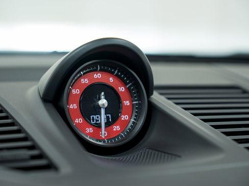 Certified 2024 Porsche 911 Carrera GTS image 26