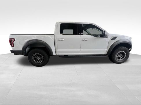 Used 2019 Ford F150 Raptor w/ Equipment Group 802A Luxury image 4