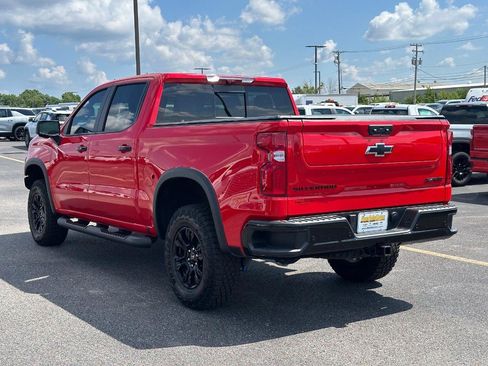 Certified 2025 Chevrolet Silverado 1500 ZR2 w/ Technology Package AWD/4WD image 5