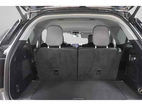 Used 2022 Ford Explorer Limited image 27