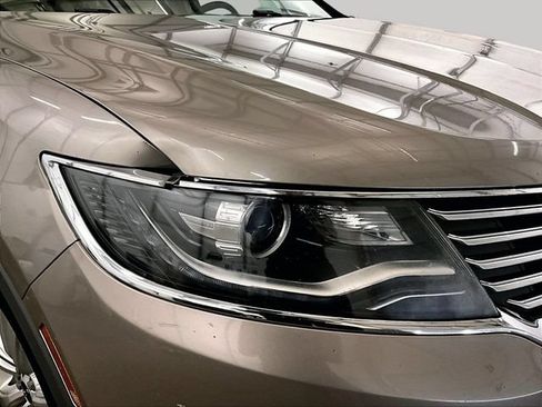 Used 2018 Lincoln MKX Premiere FWD image 27