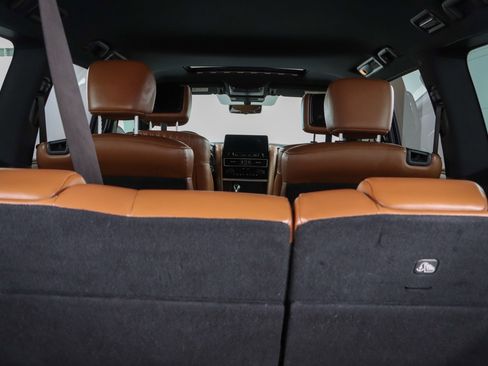 Used 2022 INFINITI QX80 Sensory w/ Cargo Package image 35