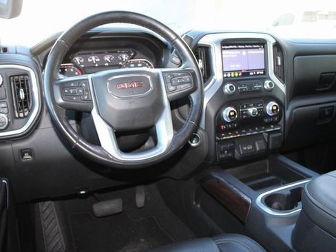 Used 2019 GMC Sierra 1500 SLT image 4