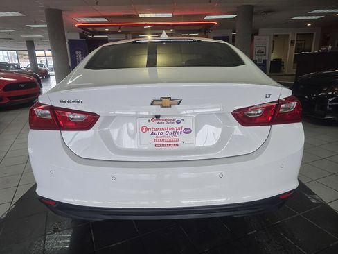 Used 2024 Chevrolet Malibu LT image 5