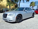 Used 2020 Chrysler 300 Limited image 3