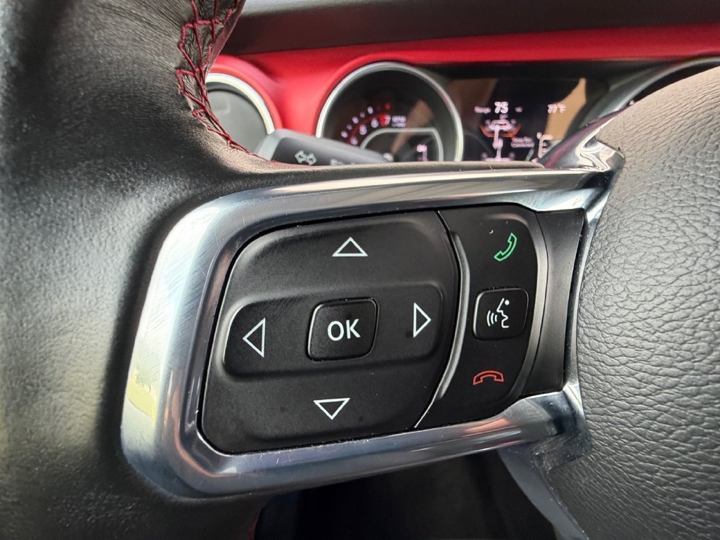Used 2018 Jeep Wrangler Unlimited Rubicon AWD/4WD image 22