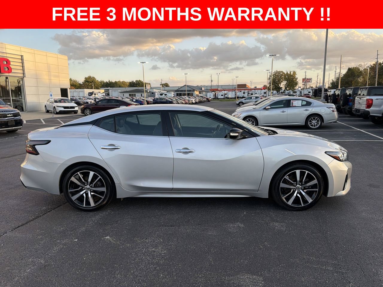 Used 2021 Nissan Maxima 3.5 SV w/ Floor Mat Group FWD image 31