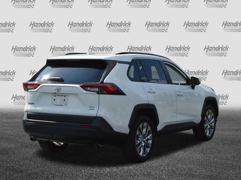 Used 2019 Toyota RAV4 XLE Premium w/ Cold Weather Package AWD/4WD image 11