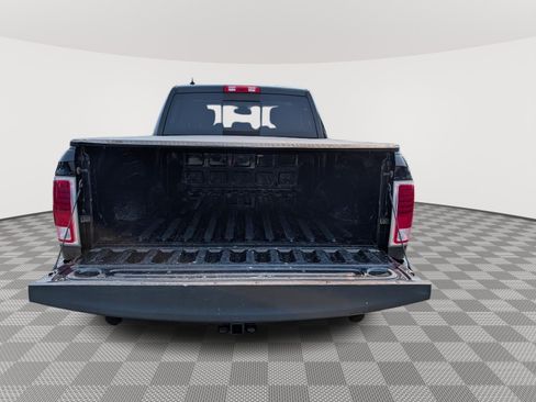 Used 2016 RAM 1500 Laramie w/ Convenience Group AWD/4WD image 12