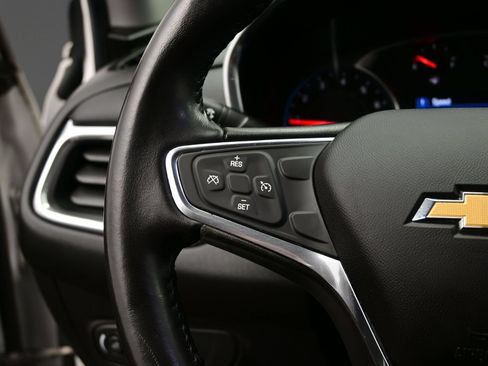 Used 2019 Chevrolet Equinox LT FWD image 25