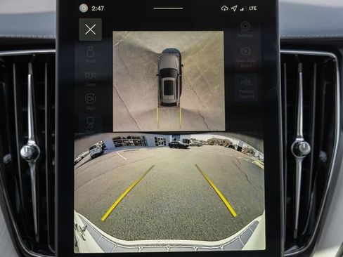 New 2026 Volvo XC60 T8 Ultra w/ Protection Package Premier image 41