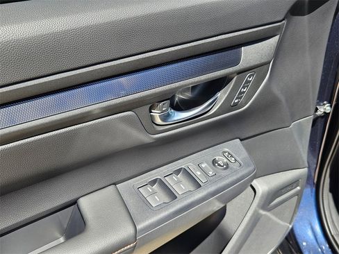 New 2025 Honda CR-V Sport-L image 10