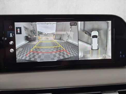 Used 2023 Hyundai Palisade Limited FWD image 14