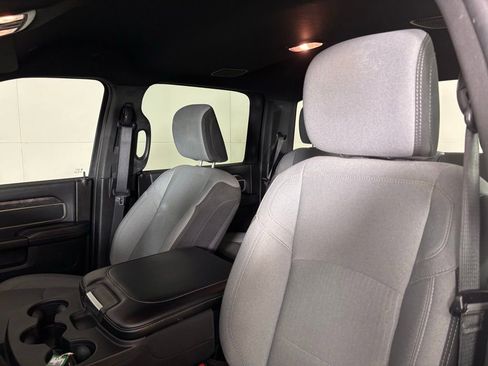 Used 2024 RAM 2500 Big Horn w/ Bed Utility Group image 18