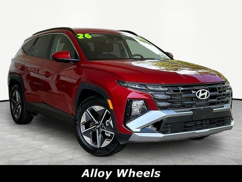 Used 2026 Hyundai Tucson SEL Plus FWD image 3