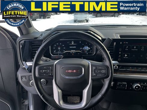 Used 2025 GMC Sierra 1500 Elevation image 21