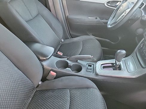 Used 2015 Nissan Sentra SR FWD image 43