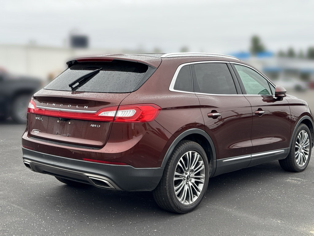 Used 2016 Lincoln MKX Reserve w/ Climate Package AWD/4WD image 8