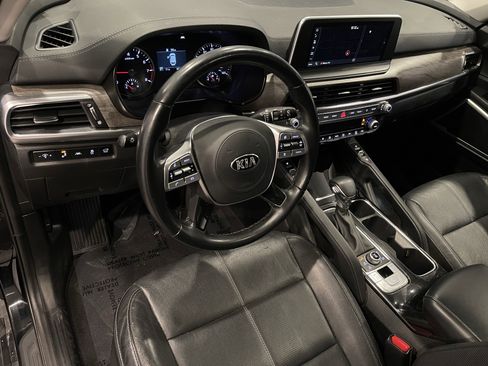 Used 2021 Kia Telluride EX w/ EX Premium Package image 14