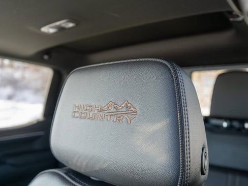 Used 2022 Chevrolet Silverado 1500 High Country w/ High Country Premium Package image 30