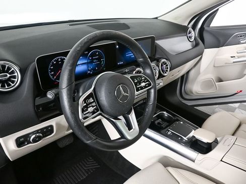 Certified 2021 Mercedes-Benz GLA 250 image 6