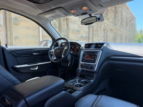Used 2017 GMC Acadia Limited SLT FWD image 12